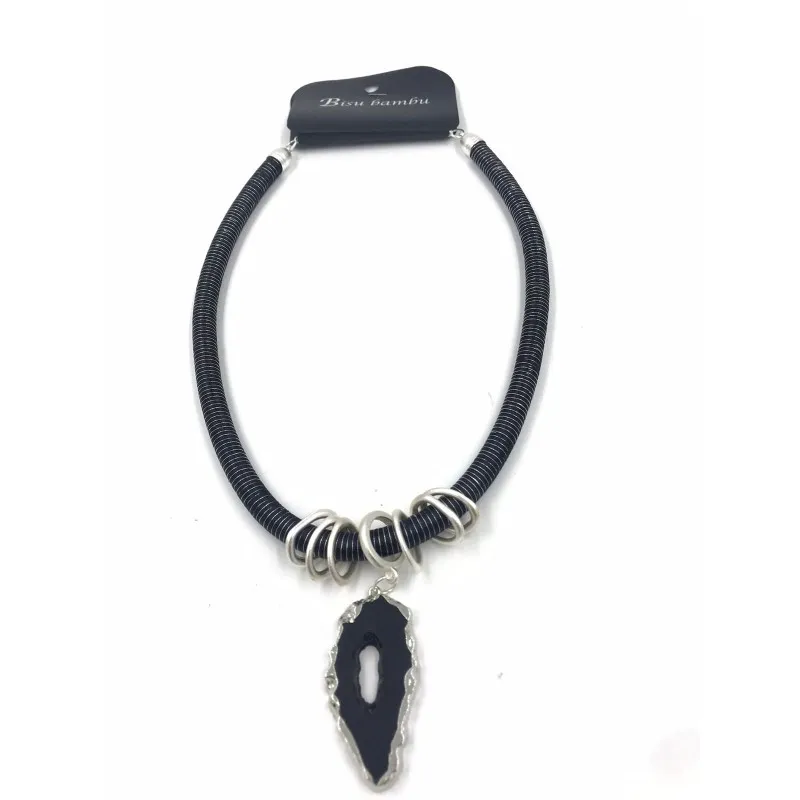 Lote de Collares y Pendientes al Por Mayor | Últimas Tendencias en Moda